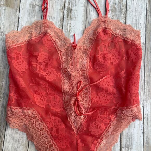VTG Victorias Secret Gold Label Bodysuit Teddy Sm Peach Lace  Bows Coquette Sexy - Picture 3 of 13